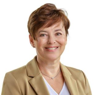 Eszter Török