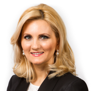 Varinia Radu